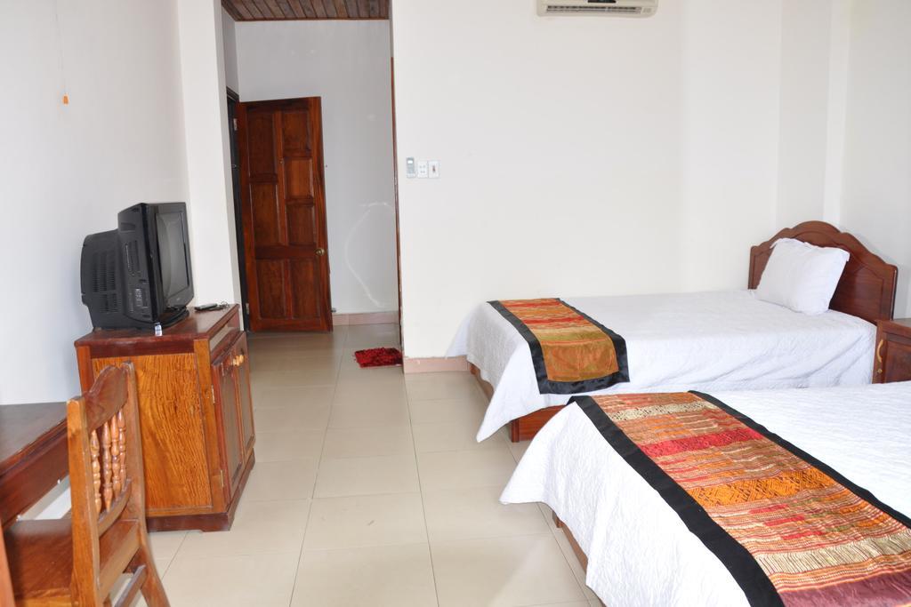 Oyo 1002 Champa Langco Hotel Cu Du Eksteriør billede