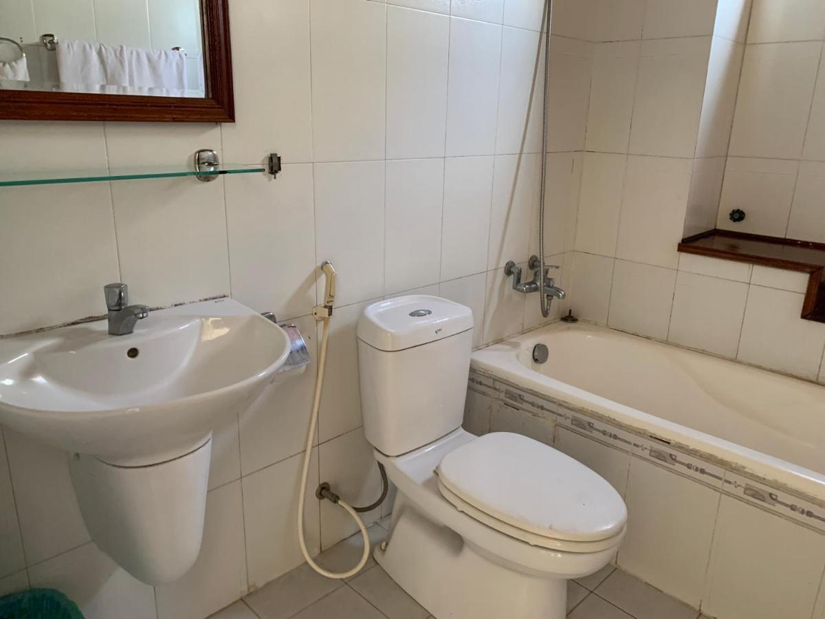 Oyo 1002 Champa Langco Hotel Cu Du Eksteriør billede